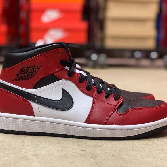 Nike Other - Nike Air Jordan 1 Mid Chicago Mens Shoes Red Multi